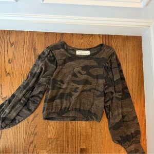 Vintage Havana Gray Camo Crop Top